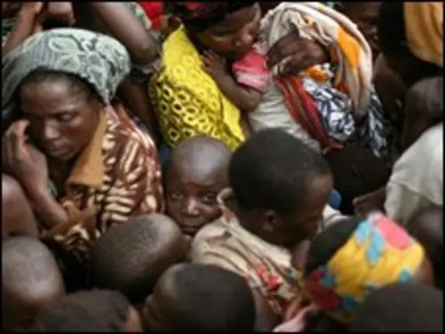 آوارگان در اردوگاهی در گوما