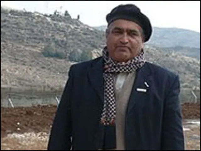 سلمان فاخرالدين می گويد:" اسراییلی ها بدون ما و بدون دستیابی به صلح هیچ آینده ای در اینجا نخواهد داشت."