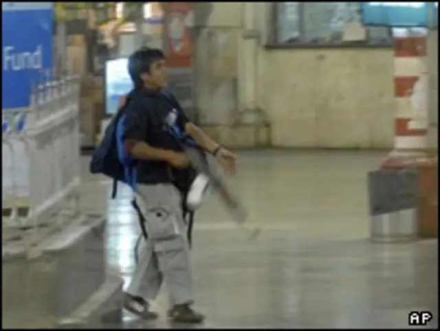 تصویر ویدیویی یکی از مهاجمان