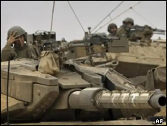 نیروهای اسرائیلی در نزدیکی مرز غزه