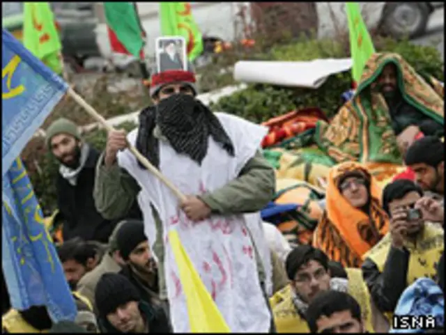 دانشجویان بسیجی داوطلب اعزام به غزه