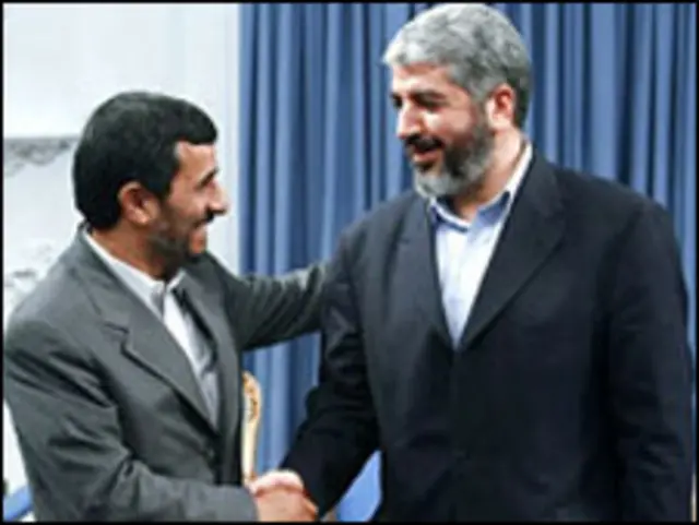 احمدی نژاد و مشعل