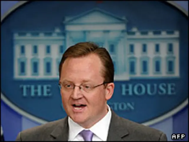 خبر درخواست حمایت آمریکا از سوی رابرت گیبز مسئول روابط عمومی کاخ سفید منتشر شد