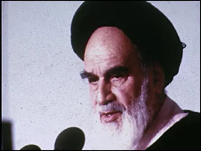 پذیرش پایان جنگ از سوی آیت الله خمینی از سوی او با تعبیر "نوشیدن جام زهر" یاد شد. 