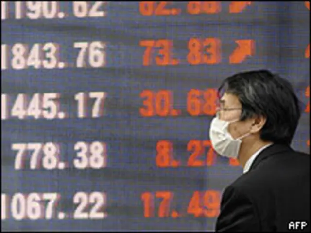 Para ministro japonês, esta é pior crise desde Segunda Guerra