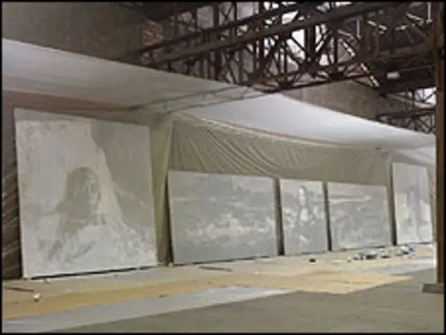 'O Funeral da Mona Lisa', de Yan Pei-Ming, no ateliê do artista