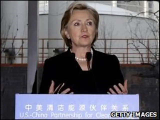 A secretária de Estado americana, Hillary Clinton, durante encontro com chanceler chinês, Yang Jiechi (Getty Images)