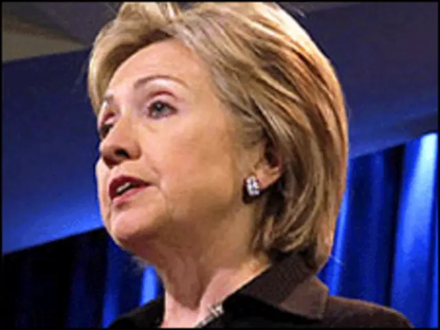 ہلری کلنٹن دو روزہ دورے پر میکسیکو پہنچی ہیں