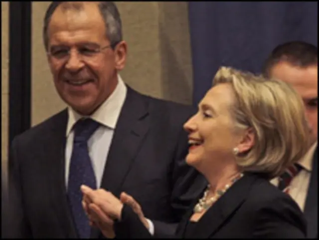 کلنٹن اور لیروو 