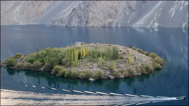 ’عدالت کا فیصلہ انتہائی خوش آئند ہے اور ہم اس سے بہت مطمئن ہیں اور اس فیصلے سے علاقے کی بچیاں خود کو محفوظ تصور کررہی ہیں‘