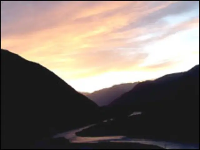 گلیشیروں کے پگھلنے سے دریاؤں کو خطرہ لاحق ہے