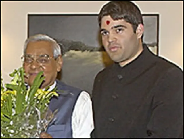 ورون واجپیئی کے ساتھ