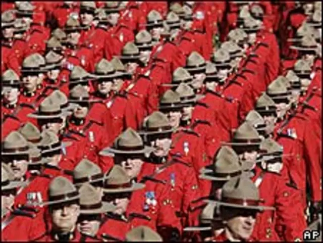 Policía montada de Canadá