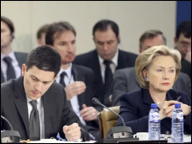 ملی بینڈ اور کلنٹن