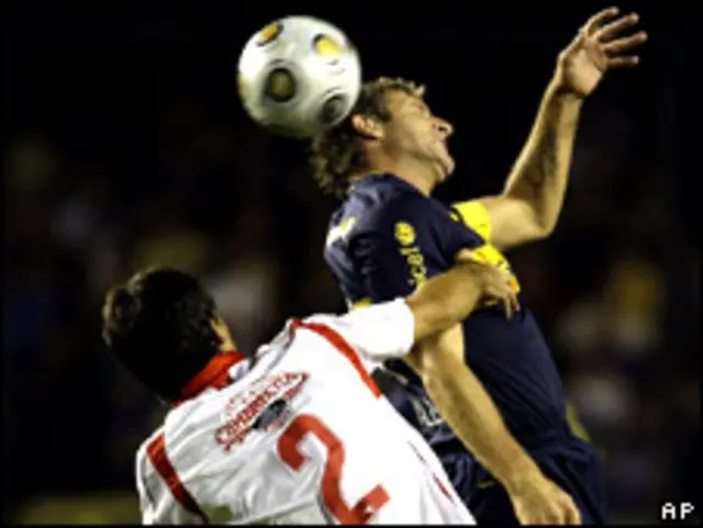 Partida do campeonato argentino, entre Boca Juniors e Argentinos Juniors