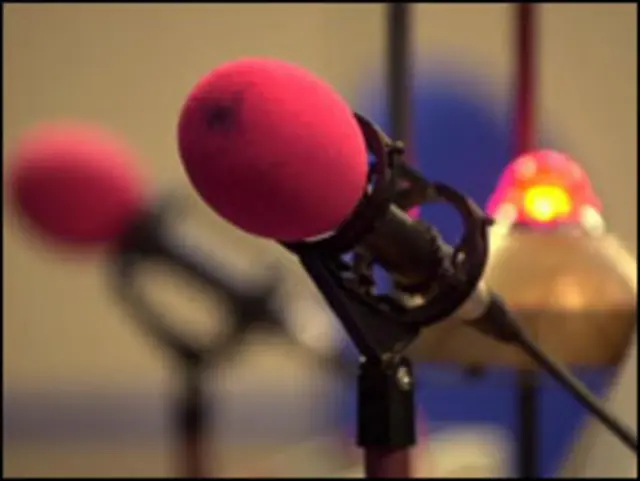 په سروې کې مطبوعاتي دفترونو اعتراف کړی چې د يو شمېرکارکوونکو مسلکي وړتيا کمه ده او بله دا چې چارواکي هم د اطلاعاتو برخې ته ډېر پام نه کوي.