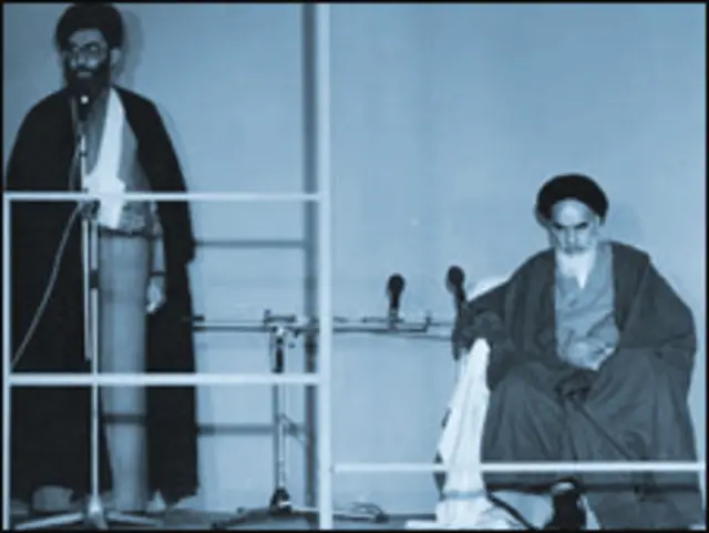 آیت الله خمینی و سید علی خامنه ای پس از سوء قصد