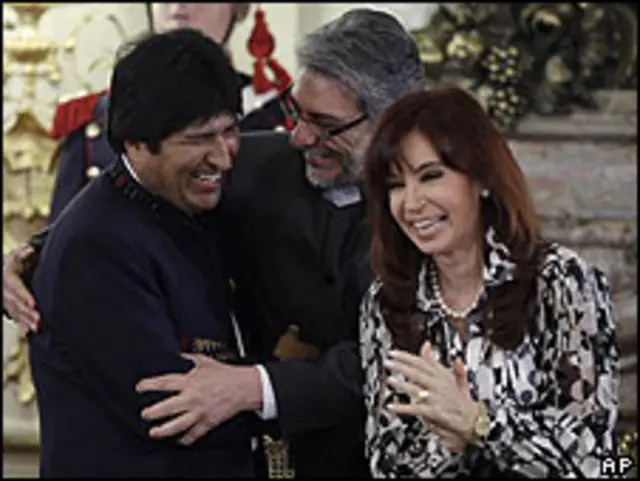 Los presidentes de Argentina, Bolivia y Paraguay, en el acuerdo sobre la Guerra del Chaco.
