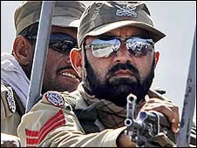 पाक सेना