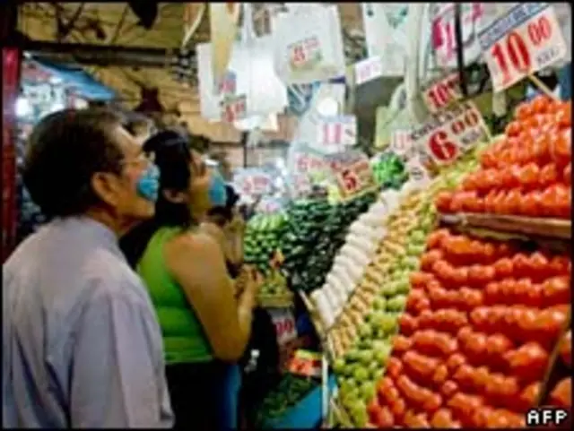 Mexico mất hàng chục triệu đôla mỗi ngày do đóng cửa các cửa hàng, tiệm ăn