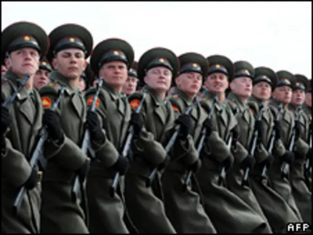 Ropa militar rusa clearance