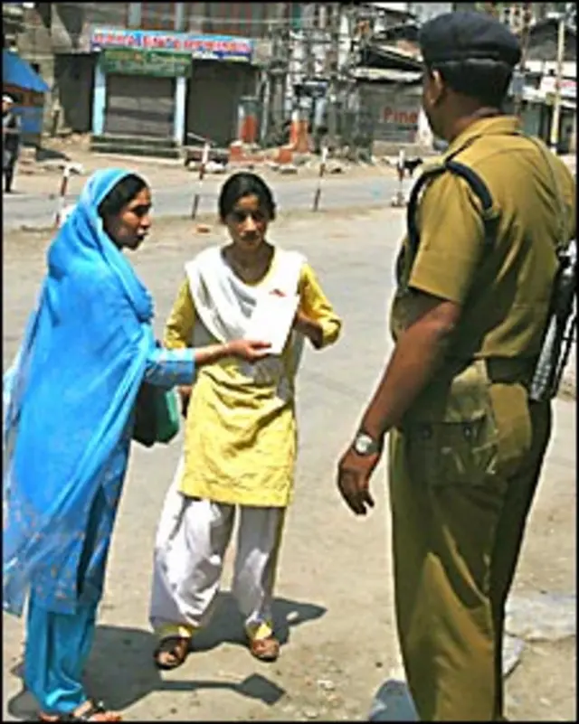 سرینگر میں پولنگ سے قبل سکیورٹی