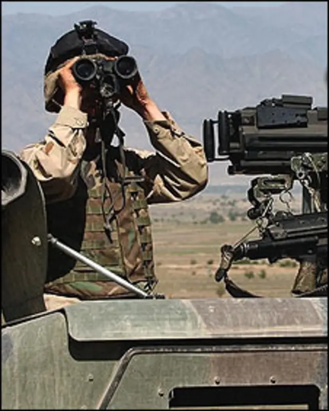 مزید اکیس ہزار امریکی فوجی افغانستان بھیجے جا رہے ہیں