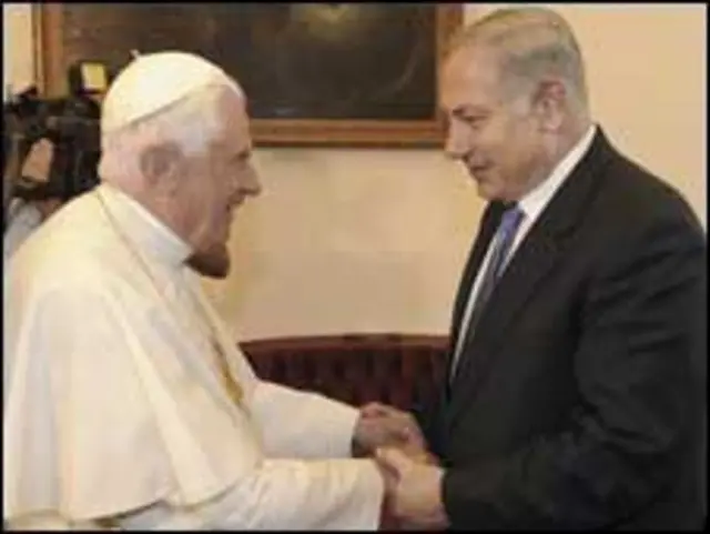 Bento 16 e Binyamin Netanyahu