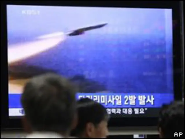 Xem phóng hỏa tiễn trên truyền hình Nam Hàn