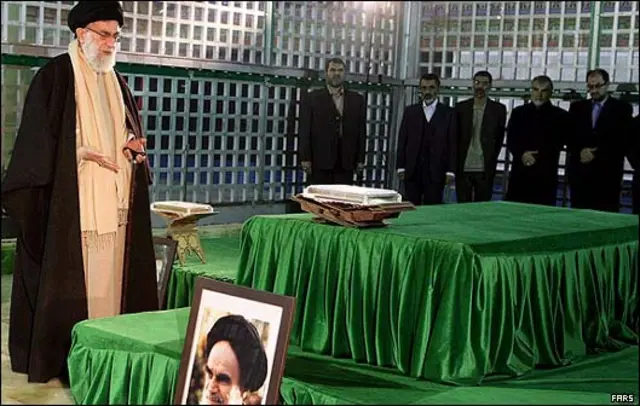 آیت الله خامنه ای