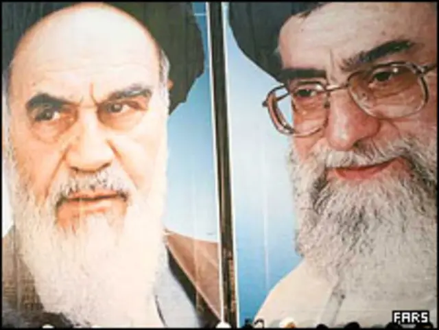 آیت الله خمینی و خامنه ای