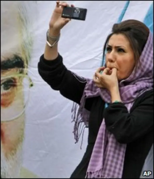 یک حاوی موسوی