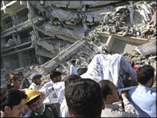 پشاور کے فائیو سٹار ہوٹل پر ہونے والے حملے میں اٹھارہ افراد ہلاک ہوئے تھے۔