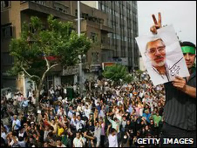 Biểu tình sau bầu cử tại Tehran