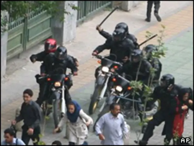 ماموران انتظامی