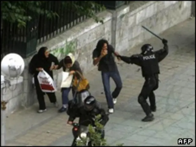 حمله ماموران 