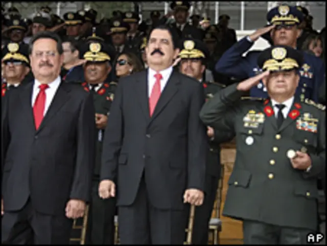 Manuel Zelaya (foto de archivo)