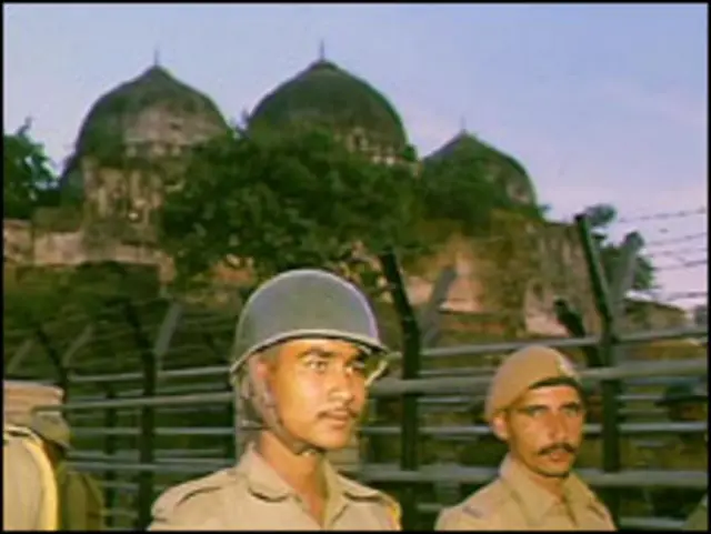 बाबरी मस्जिद (फ़ाइल फ़ोटो)