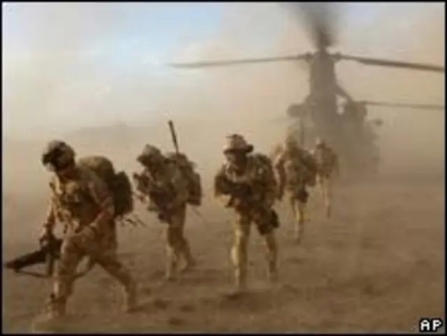 Британские военные