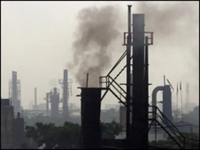 भारत के उत्पादन क्षेत्र का सूरज चढ़ा