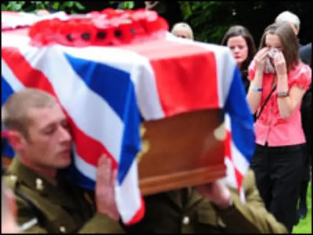 برطانوی فوجی کا تابوت