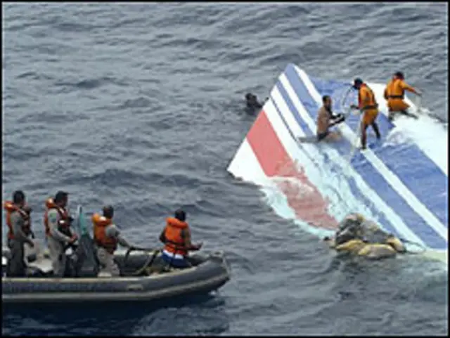Resto del avión de Air France encontrado en el Océano Atlántico