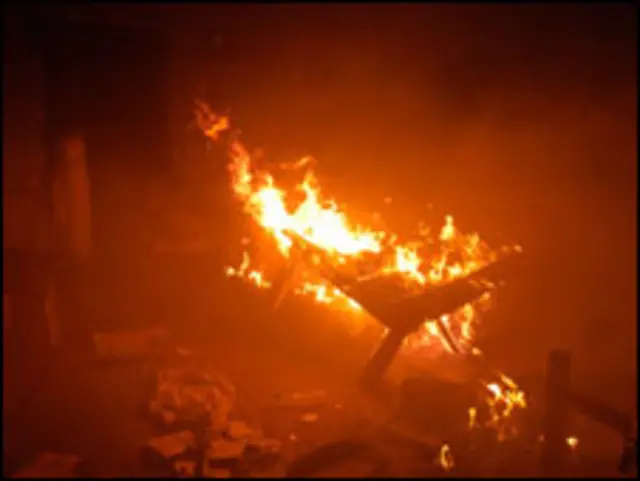 रीता बहुगुणा जोशी के घर को आग लगा दी गई