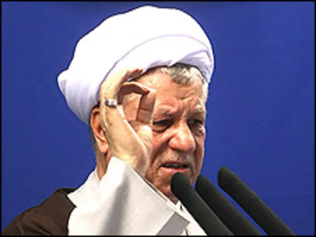 آقای هاشمی رفسنجانی در آخرین حضورش به عنوان امام جمعه موقت تهران از شرایط حاکم بر ایران با عنوان شرایطی تلخ یاد کرده بود که "هیچ انسان آزاده ای" از آن خوشحال نیست