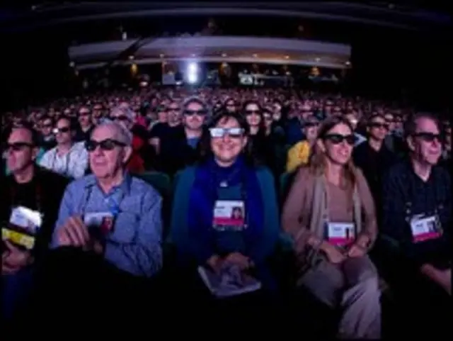 ّی ای ڈی کے حاضرین 