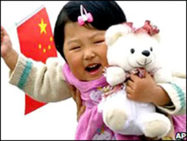 چین میں تیس برس سے صرف ایک بچہ پیدا کرنے کی پابندی عائد ہے