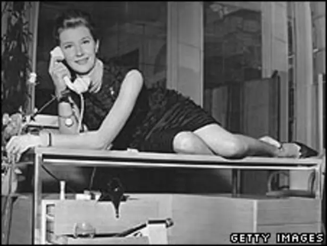 Секретарша Джеймса Бонда