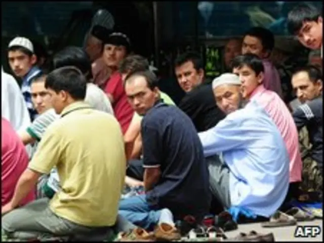 Người Uighur ở Urumqi, Tân Cương