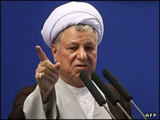 دفتر آقای رفسنجانی تنها "هم قسم" شدن او با محمد خاتمی و میرحسین موسوی را تکذیب کرد