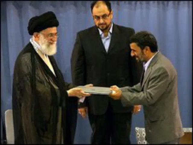 احمدی نژاد و خامنه ای